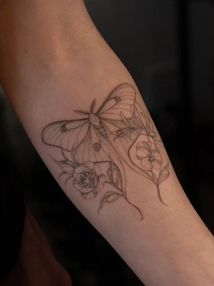 Fine-line tattoo by Julia, js.tattooo — Vancouver, WA studio piece 27